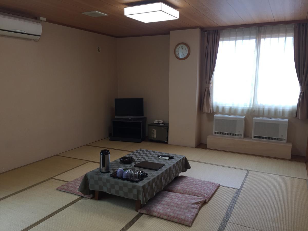 Kitamura Onsen Hotel Iwamizawa Esterno foto