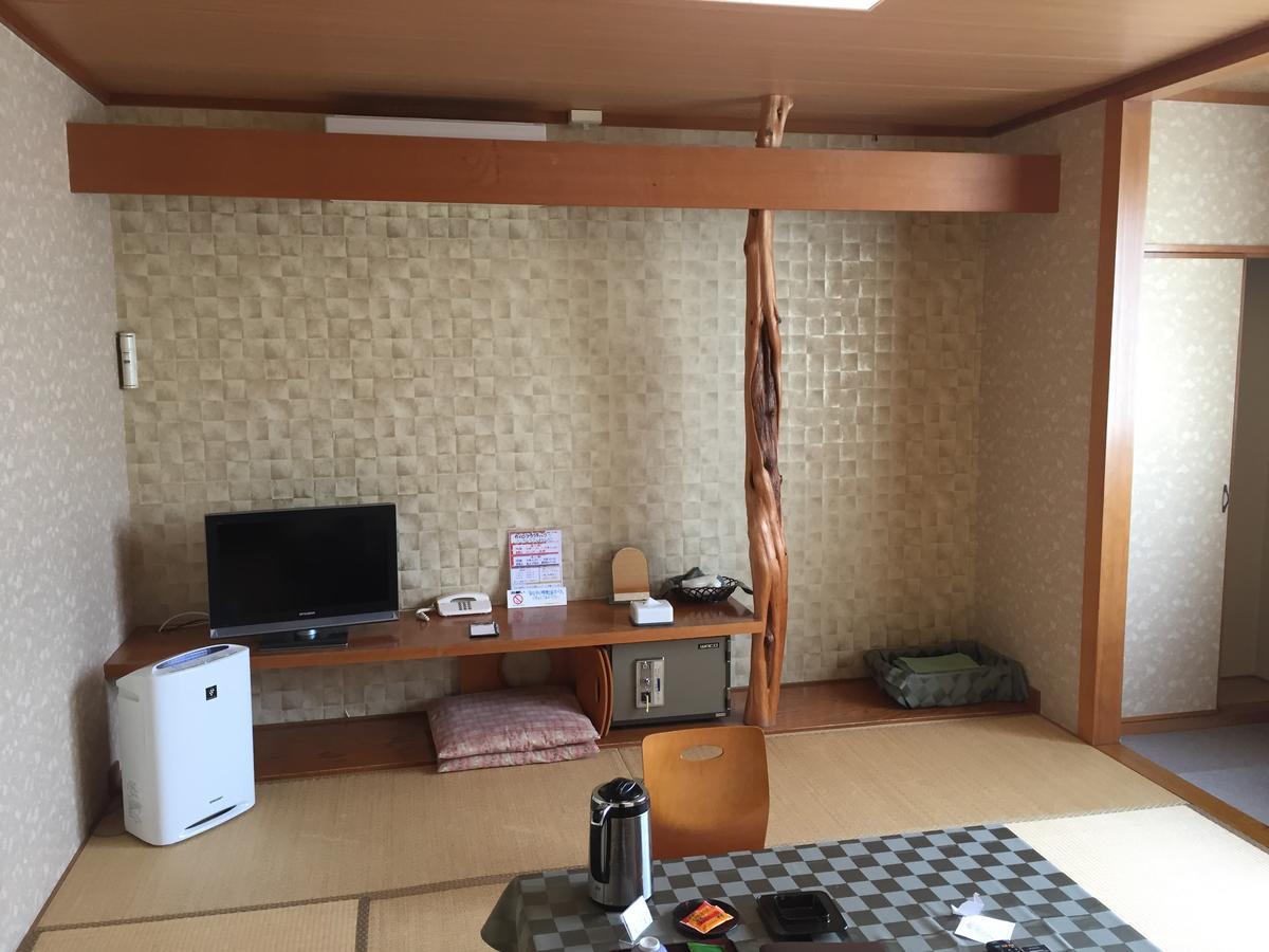 Kitamura Onsen Hotel Iwamizawa Esterno foto